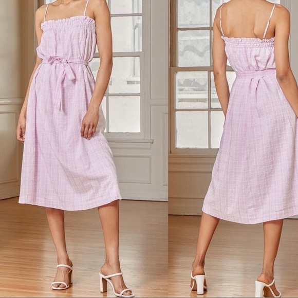 Lulus Dresses & Skirts - NWT Lulu’s Dress Lavender Plaid Ruffled Top
Midi Dress Size Medium
